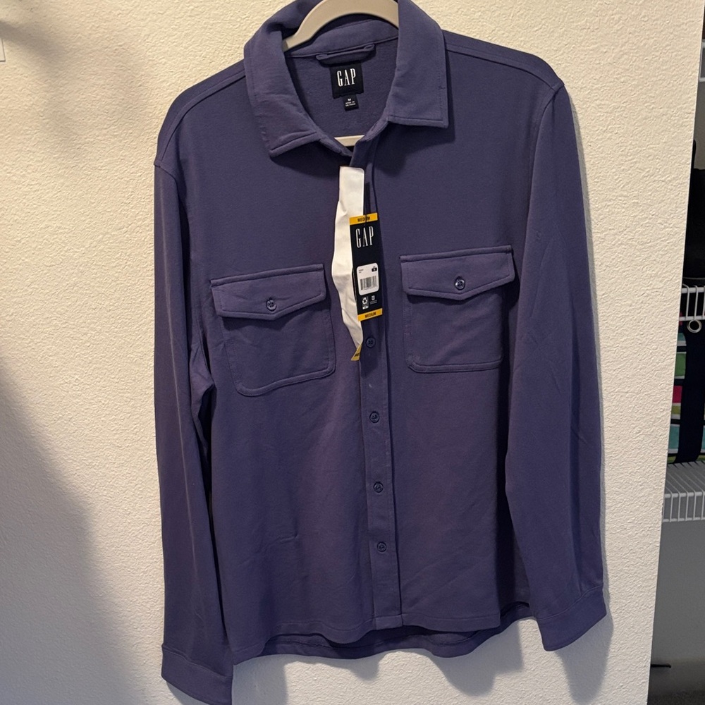 Men’s GAP blue/purple button up